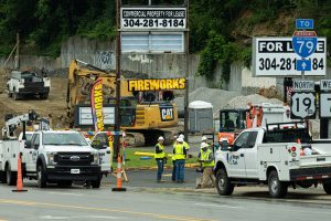 Gas leak closes Mon Boulevard for over an hour